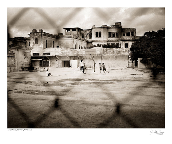 Shooting Hoops, Mexico